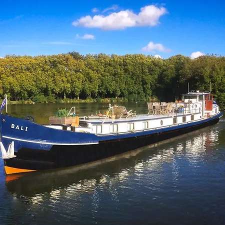 Bateau Peniche Au Coeur De Lille-3